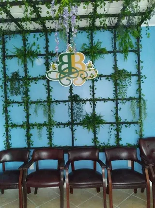 Bee's Buds