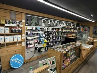 Fire Leaf Dispensary - Guthrie