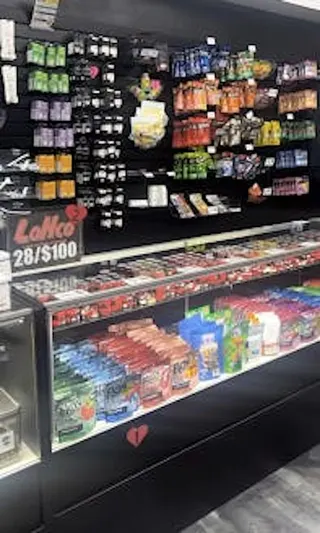 Snaxland Dispensary